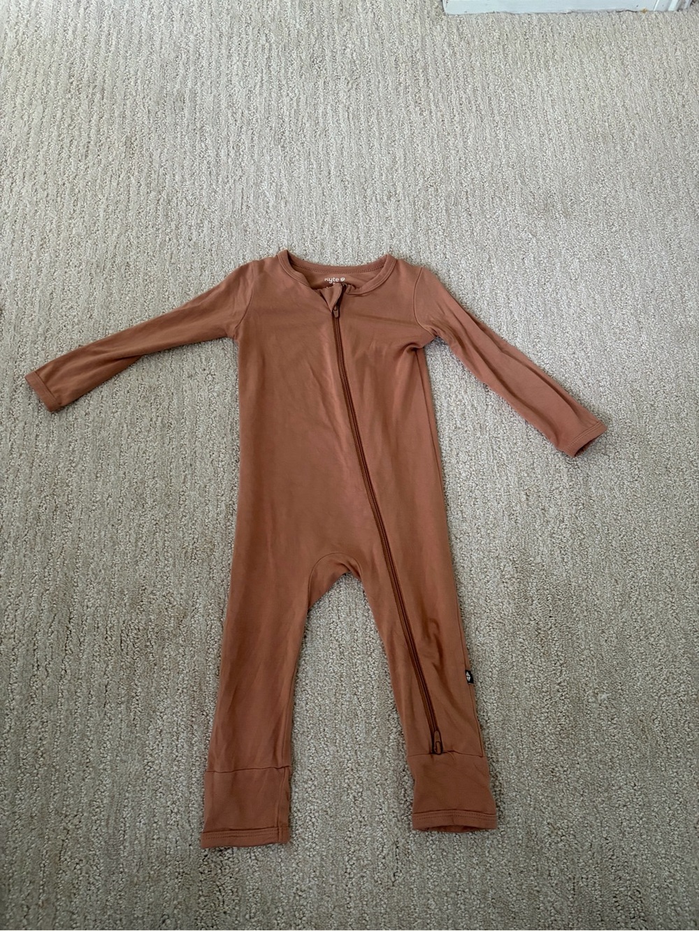 Kyte BABY Zippered Romper
